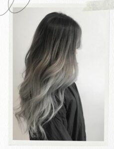 Tóc màu xám lông chuột balayage