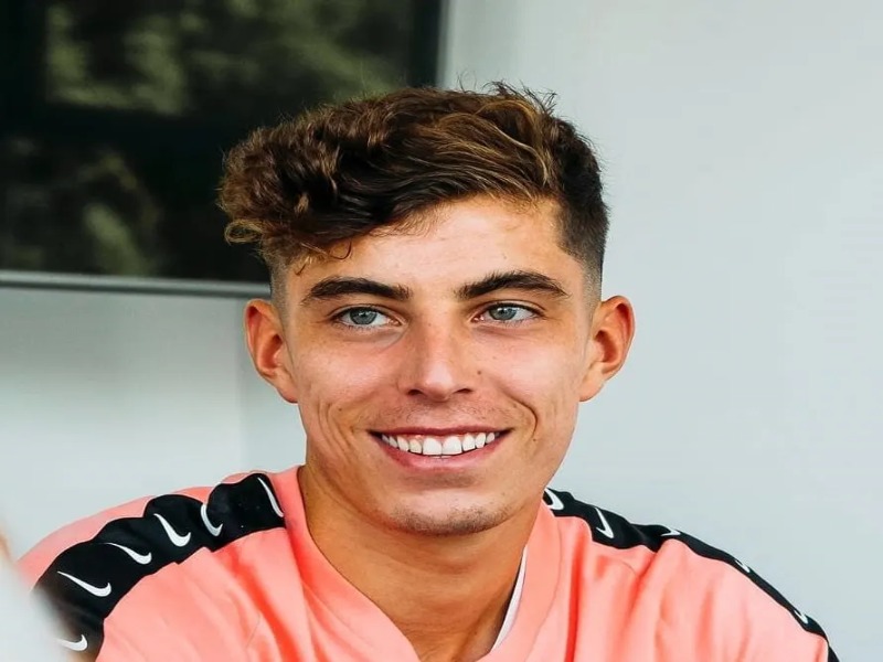 Kiểu tóc vuốt nhọn của Kai Havertz