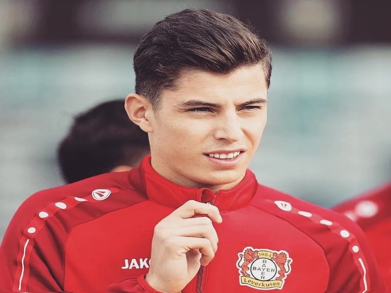 Tóc vuốt ngược của Kai Havertz